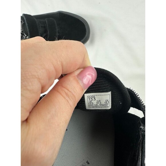 New Little Kids Old Skool V Shoe All Black Size 13.5US - Picture 8 of 8